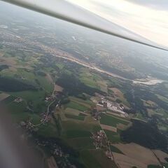 Flugwegposition um 17:24:13: Aufgenommen in der Nähe von Gemeinde Schardenberg, Österreich in 1454 Meter